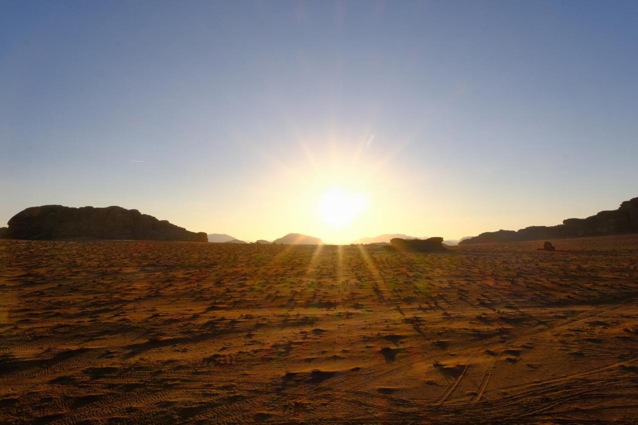 Nature Star Camp Hotel Wadi Rum Bagian luar foto