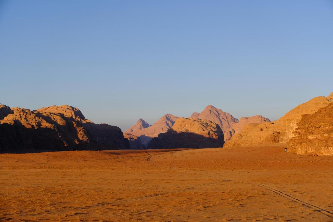 Nature Star Camp Hotel Wadi Rum Bagian luar foto
